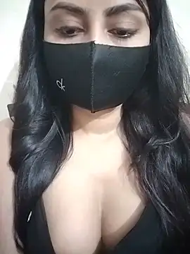 SAPNA-LOVEE stripchat live cam model