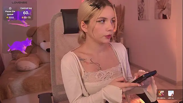 AuroraWrenfield stripchat live cam model