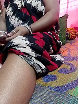 Cute-Swewty stripchat live cam model