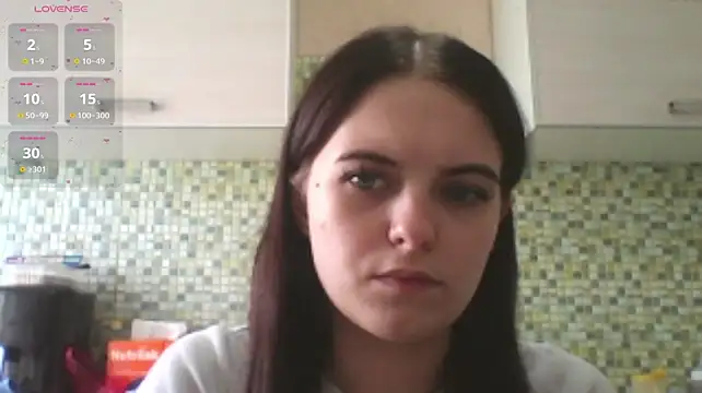 KikiAmino stripchat live cam model