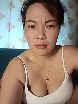 MUNMUN2K5 stripchat live cam model