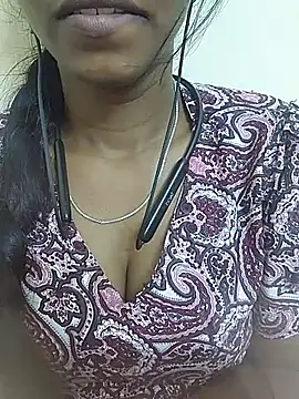 Slikylove01 stripchat live cam model