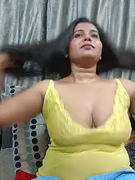 hornykhushi321 stripchat live cam model