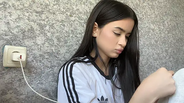 TeganBenek stripchat live cam model