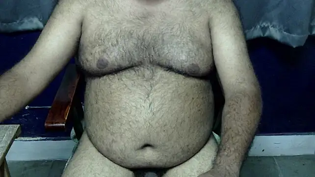 hairysubcub_70 stripchat live cam model