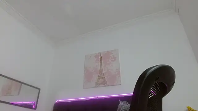 vaness_weet stripchat live cam model