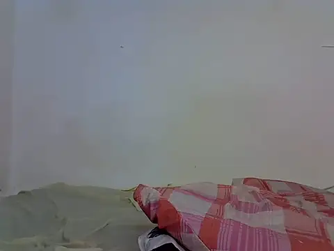 Luullu_ stripchat live cam model