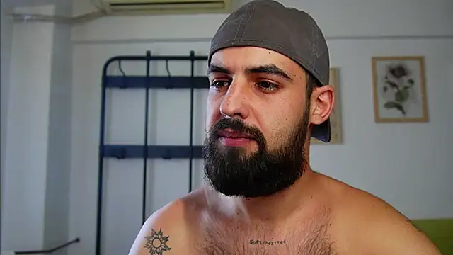 HairyRobxxx stripchat live cam model