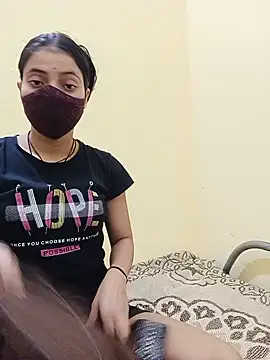 20_year_only_girl stripchat live cam model