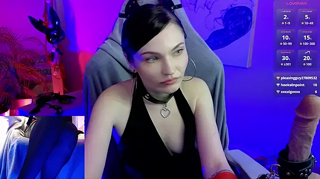 SharpSilence stripchat live cam model