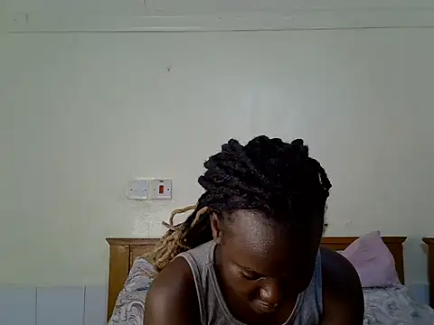 Nasty_milly stripchat live cam model