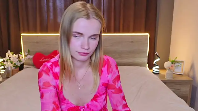 MargaritaKiss stripchat live cam model