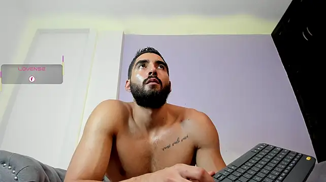Joao_Batista_Oficial stripchat live cam model