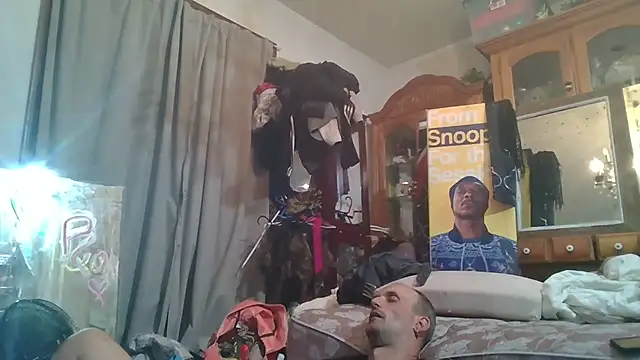 slinginbigD stripchat live cam model