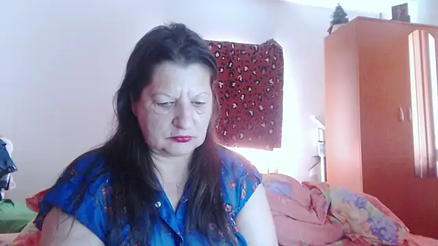 ExtasyMature stripchat live cam model