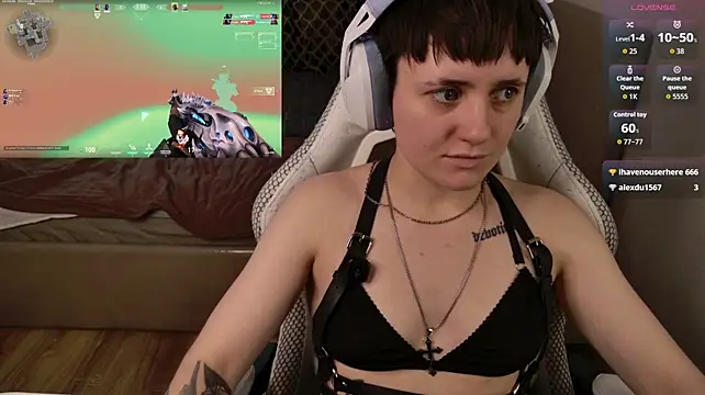 Luna_Loveee stripchat live cam model