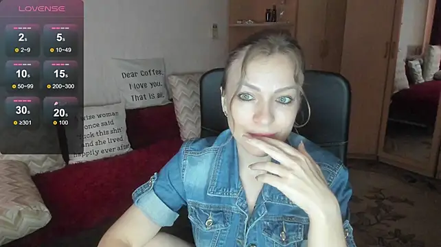 Tiffany_Bates stripchat live cam model