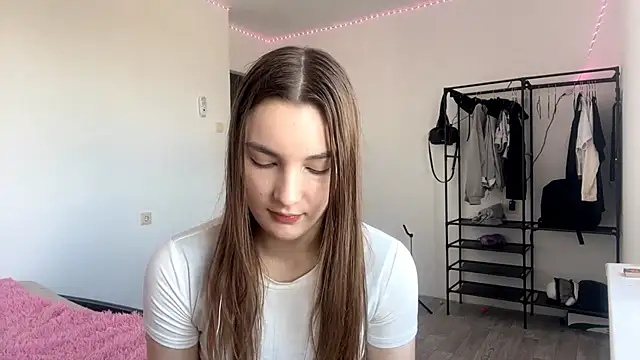 JuleCawood stripchat live cam model