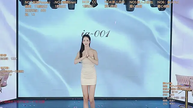 IG-001 stripchat live cam model