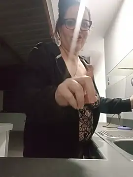 Donassss stripchat live cam model