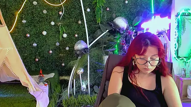 AuroraDazzl stripchat live cam model