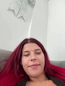 RiriRoseey stripchat live cam model