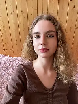 nemesidaM stripchat live cam model