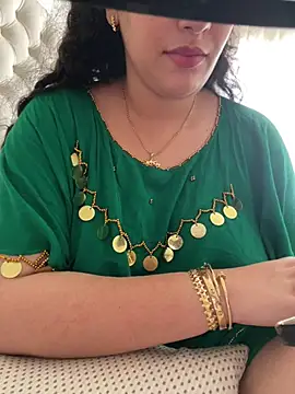 Bold-arabic-vibes stripchat live cam model