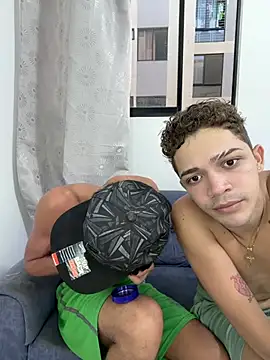 friends_lust_latin stripchat live cam model
