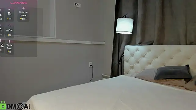 sophiaawhite stripchat live cam model