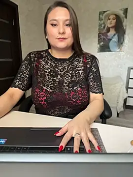 AgathaMyers stripchat live cam model