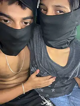 ursamfuck stripchat live cam model