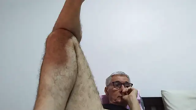 BIGUNCUTHARDCOCK stripchat live cam model