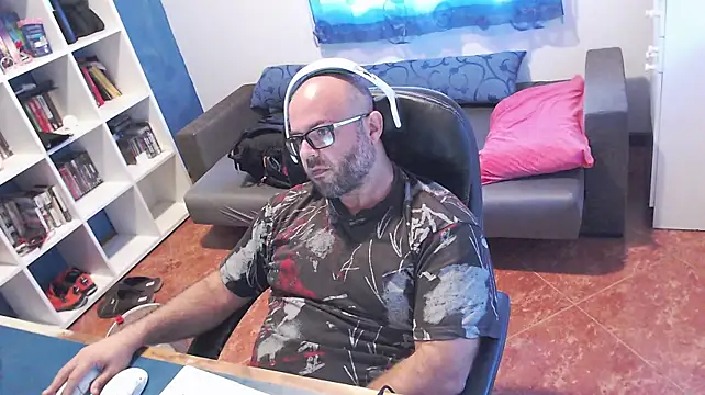 ravingr4d4 stripchat live cam model