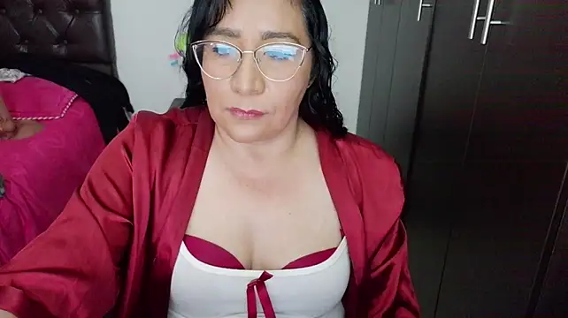Grace_mature_milf stripchat live cam model