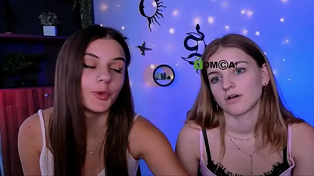 lisa_dark_ stripchat live cam model