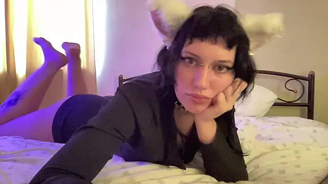 Vixen_Di stripchat live cam model