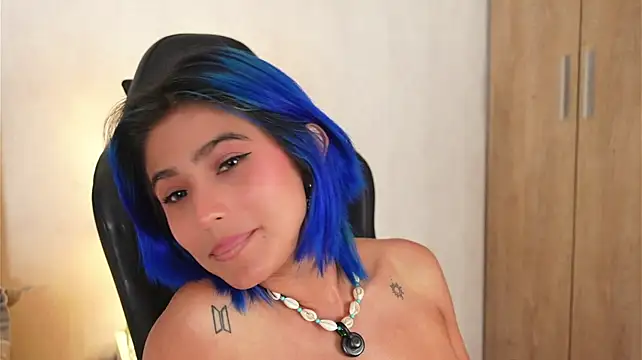 Sky_Riyoo stripchat live cam model