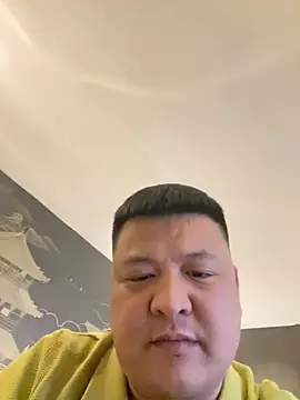 zhang1118 stripchat live cam model