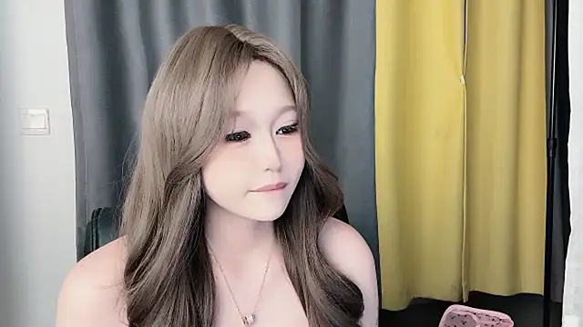 bingbing1212 stripchat live cam model