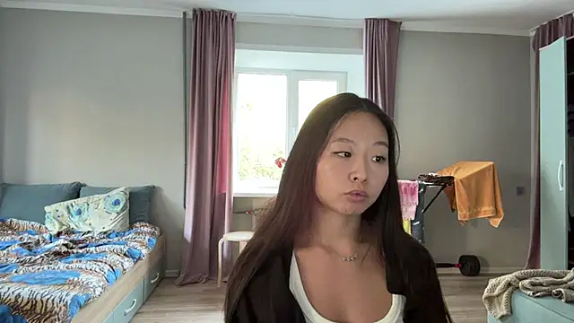 NorahHeelan stripchat live cam model