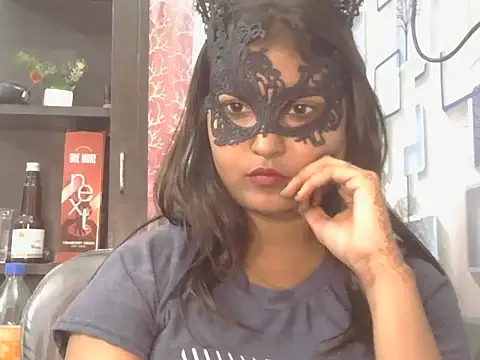 yourbabygirl77 stripchat live cam model
