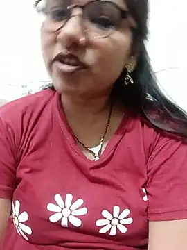 Heyy_Anshi stripchat live cam model