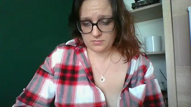sensual_paris stripchat live cam model