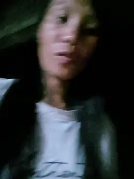 Ozenli- stripchat live cam model