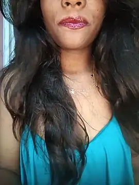 MysticDiya stripchat live cam model