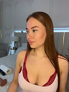 MicheleWest stripchat live cam model