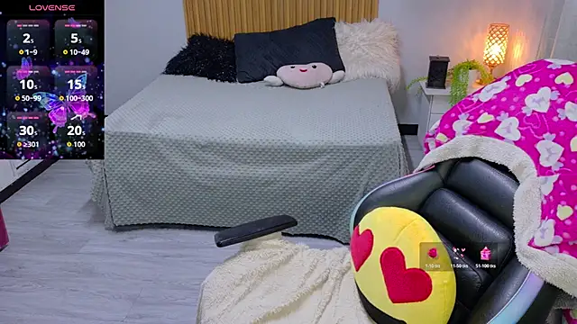 sailor_moon07 stripchat live cam model