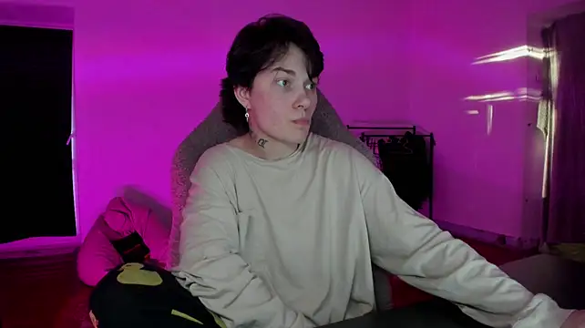 esajukyy stripchat live cam model