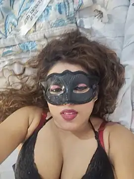 Riya-night6 stripchat live cam model